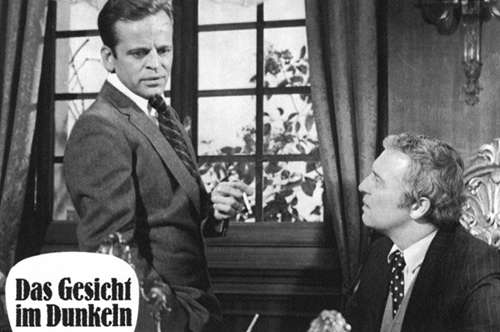 DAS GESICHT IM DUNKELN